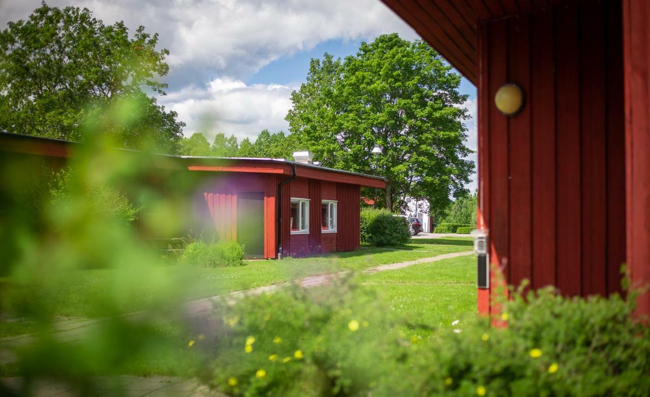 Karlskoga Folkhoegskola Vandrarhem Udden Exterior photo